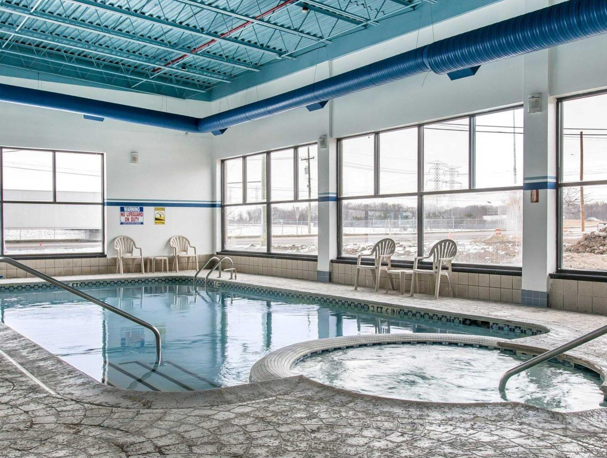 Hotel Baymont By Wyndham Flat Rock Esterno foto