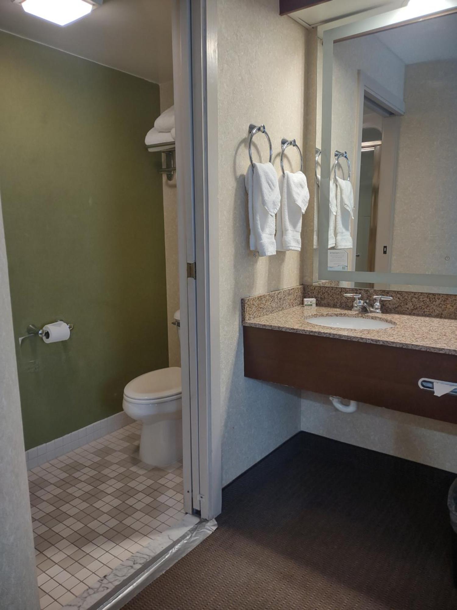 Hotel Baymont By Wyndham Flat Rock Esterno foto