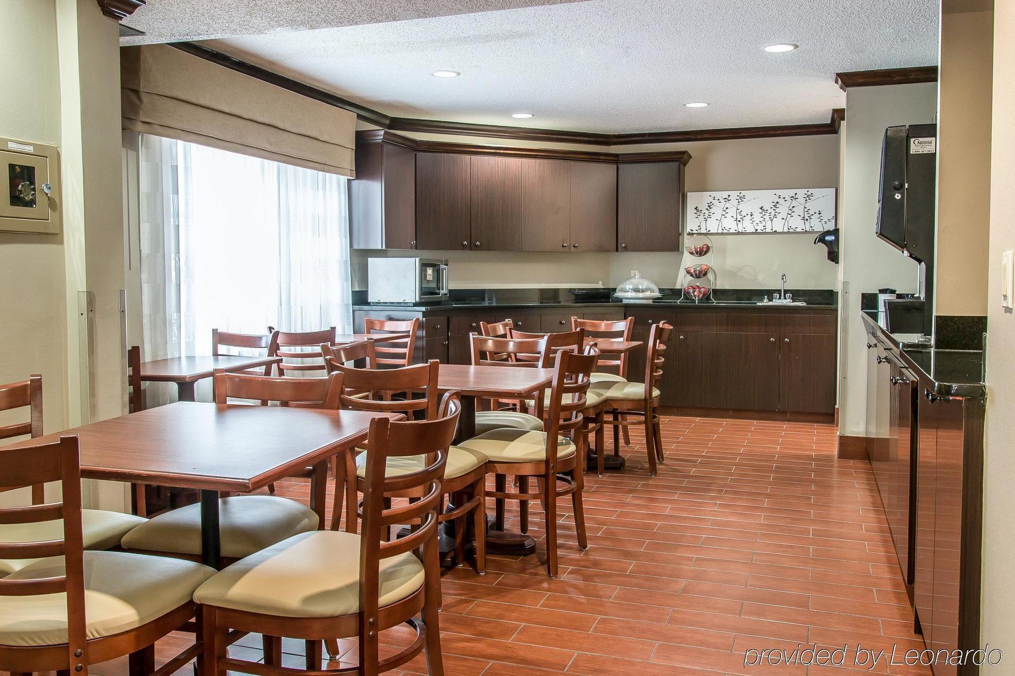 Hotel Baymont By Wyndham Flat Rock Esterno foto