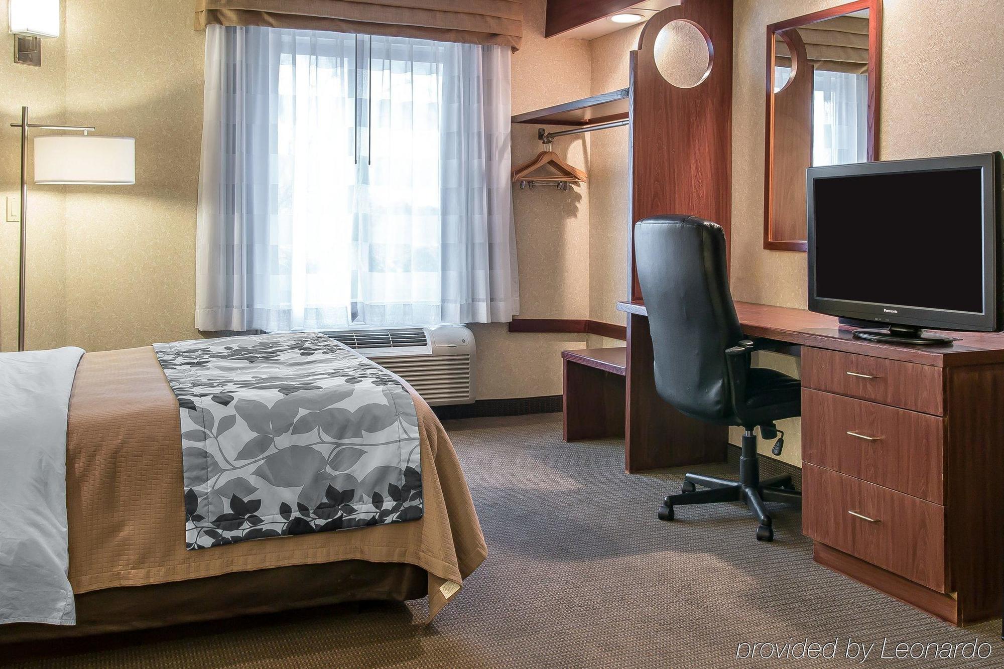 Hotel Baymont By Wyndham Flat Rock Esterno foto