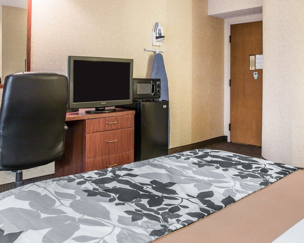 Hotel Baymont By Wyndham Flat Rock Esterno foto